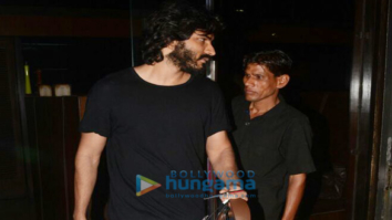 Harshvardhan Kapoor and Aalia Bedi snapped at Silver Beach Cafe in Juhu