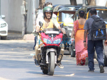 Harshvardhan Kapoor spotted on a shoot in Juhu