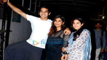 Janhvi Kapoor and Ishaan Khatter spotted after wrap up of Dhadak in Bandra
