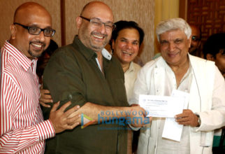 Javed Akhtar and IPRS distribute royalty worth 13 Crores