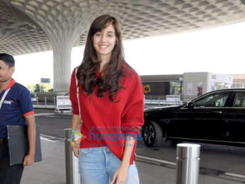 Kareena Kapoor Khan, Daisy Shah, Sophie Choudry and Ayushmann Khurrana snapped at the airport