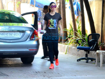 Kareena Kapoor Khan snapped post her gym session in Bandra