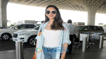 Kartik Aaryan and Saiyami Kher snapped at the airport