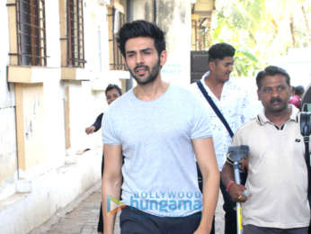 Kartik Aaryan spotted in Malad