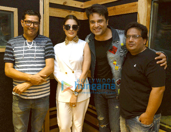Krushna Abhishek, Yuvika Chaudhary, Aaman Trikha at the mahurat with song recording of the film ‘Time Nahi Hai’ Krushna Abhishek, Yuvika Chaudhary, Aaman Trikha at the mahurat with song recording of the film ‘Time Nahi Hai’