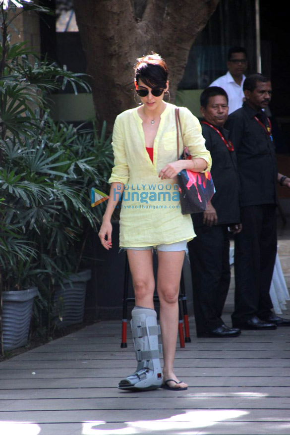 mandana karimi spotted at otters club in bandra 3
