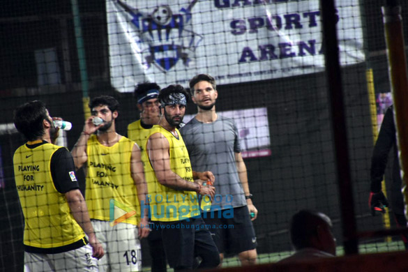 Ranbir Kapoor and Arjun Kapoor snapped at soccer practice in Juhu Ranbir Kapoor and Arjun Kapoor snapped at soccer practice in Juhu