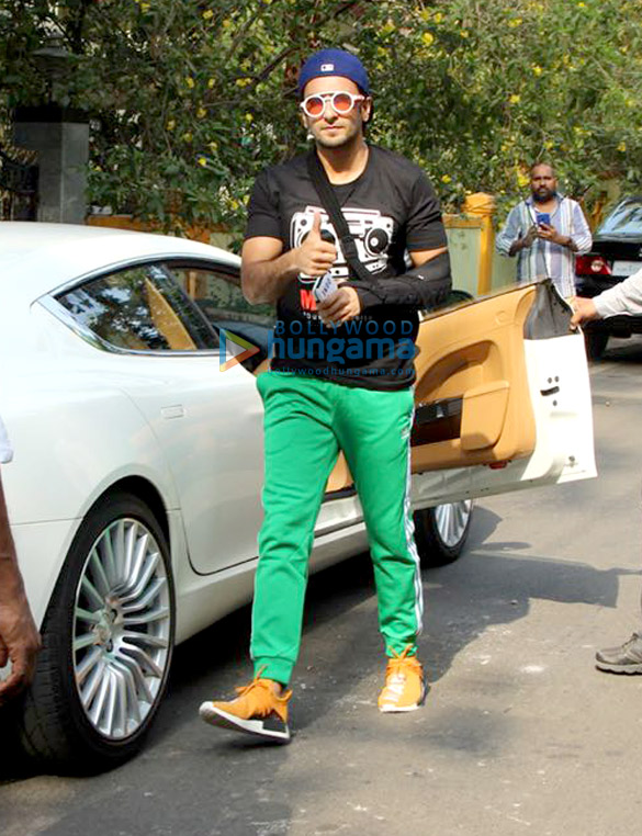 ranveer singh spotted at a salon 6