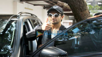 Ranveer Singh spotted outside a clinic in Bandra