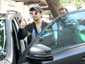 Ranveer Singh spotted outside a clinic in Bandra