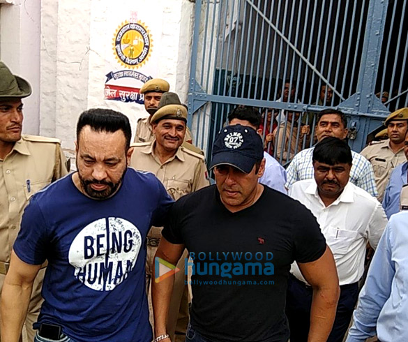 WATCH: Salman Khan EXITS Jodhpur central jail after being granted bail