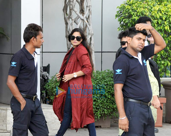 salman khan proceeds to jodhpur with sisters alvira and arpita 4
