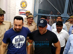 Salman Khan snapped after being released from Jodhpur jail