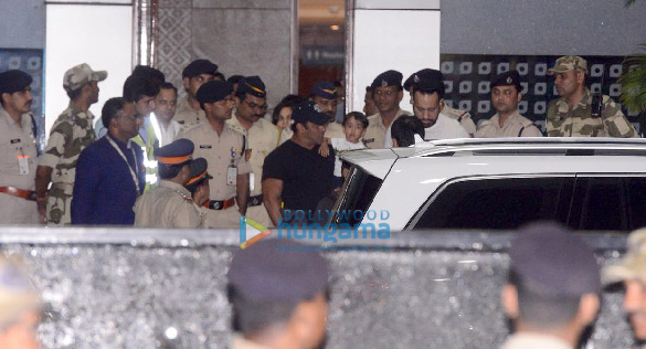 Salman Khan snapped arriving back in Mumbai