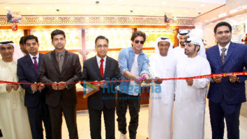 Shah Rukh Khan snapped in Dubai