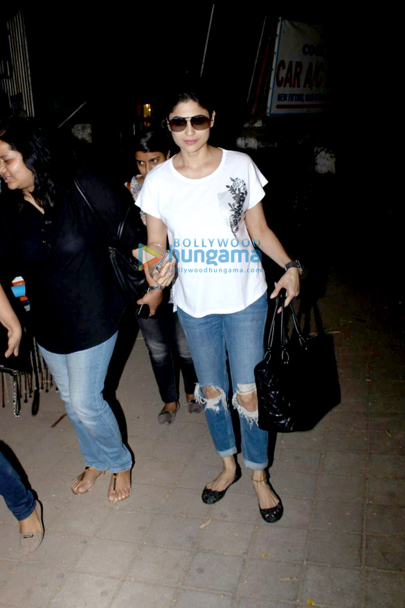shamita shetty spotted at kromakay salon in juhu 4