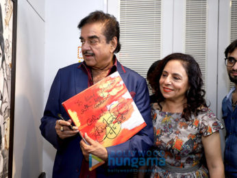 Shatrughan Sinha inaugurates Sangeeta Babani's Art Exhibition
