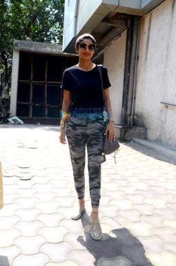 Shilpa Shetty spotted post visiting a clinic in Bandra