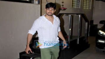 Sidharth Malhotra snapped at the Matrix office