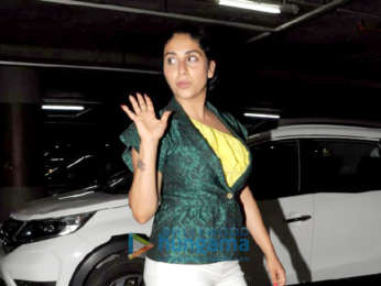 Singer Neha Bhasin snapped at Mumbai airport as she returns from Goa