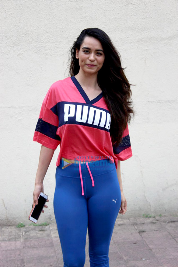 soundarya sharma spotted at a post workout session in andheri 5