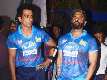 Suniel Shetty, Riteish Deshmukh, Sonu Sood and others at a match in Mumbai