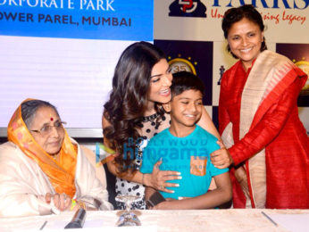 Sushmita Sen graces the Sanghavi Parrsssva event