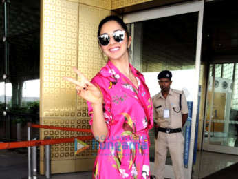 Tiger Shroff, Kiara Advani and others snapped at the airport