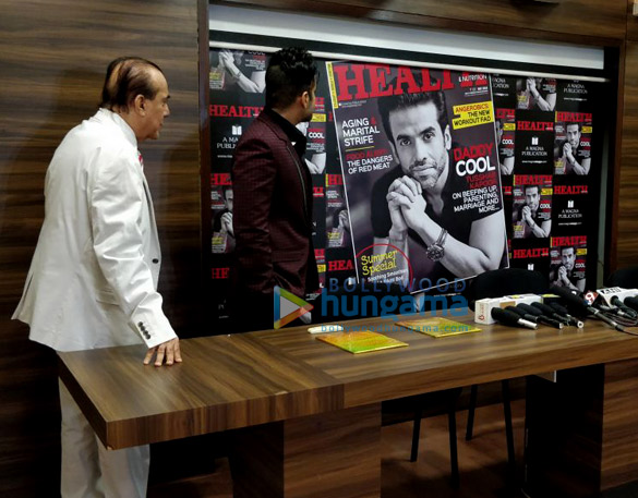 tusshar kapoor snapped unveiling the latest issue of a health magazine 6
