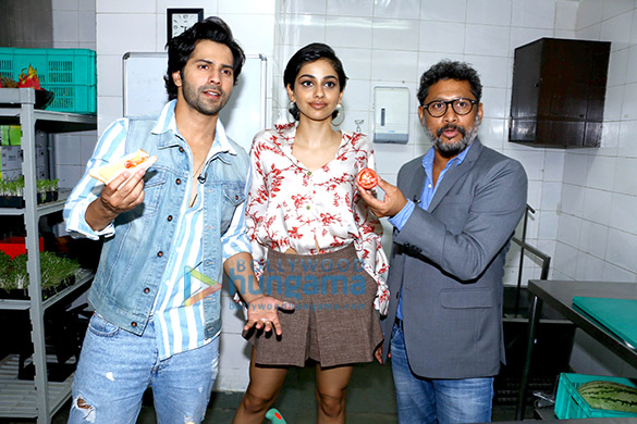 varun dhawan banita sandhu and shoojit sircar snapped promoting their film october 4