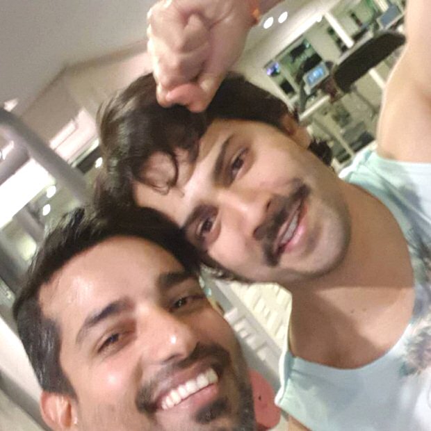 Varun Dhawan gives a SNEAK PEEK from his IPL 2018 performance (watch video) Varun Dhawan gives a SNEAK PEEK from his IPL 2018 performance (watch video)