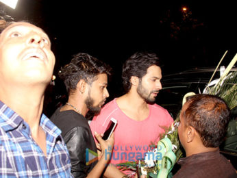 Varun Dhawan snapped at the gym