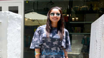 Yami Gautam spotted at BBlunt salon in Bandra