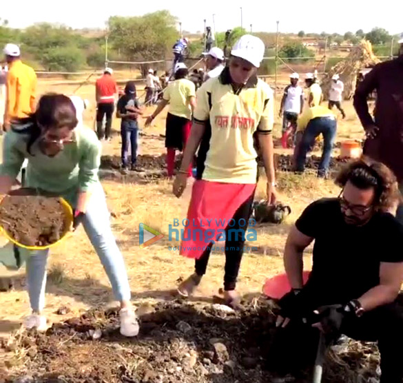 Alia Bhatt and Aamir Khan come together for Paani Foundation [See pics]
