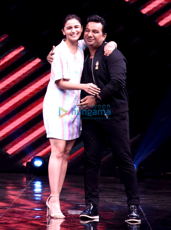 alia bhatt promotes raazi high fever dance ka naya tevar 3