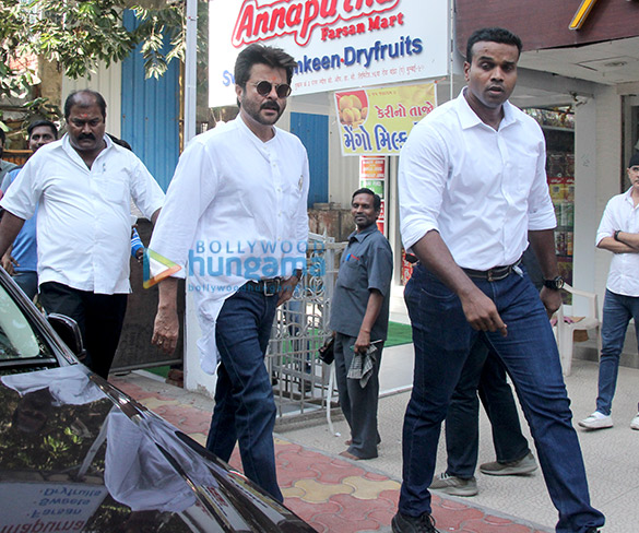 anil kapoor snapped at farmers cafe 5
