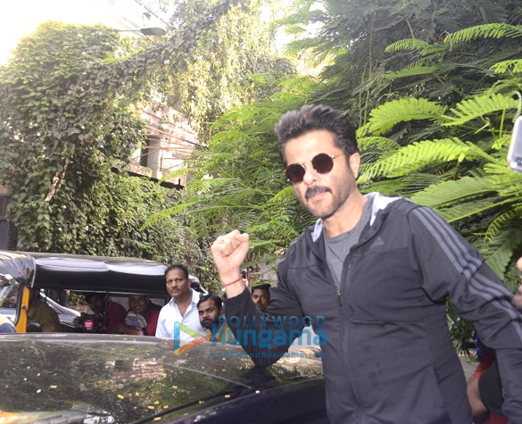 anil kapoor spotted at hakims aalim salon in bandra 5