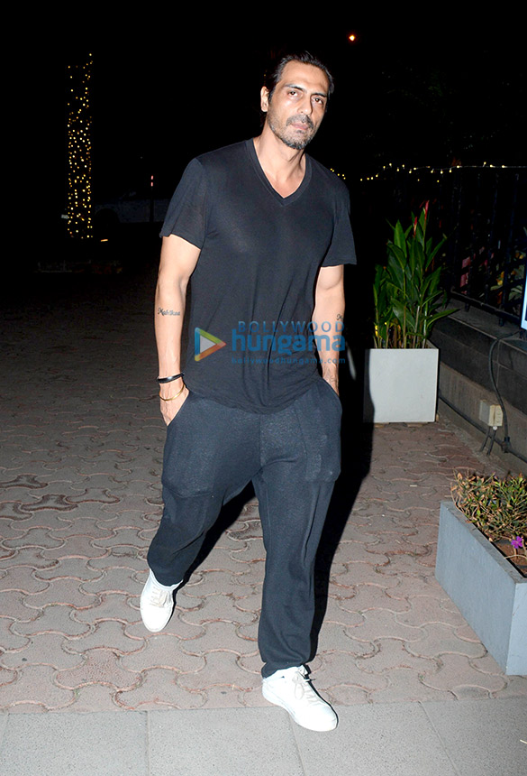 arjun rampal with family spotted at yauatcha in bkc 5