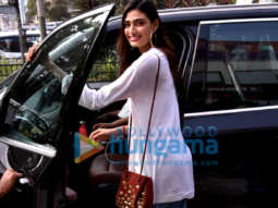 Athiya Shetty, Ananya Pandey, Chunky Pandey and others spotted at Bastian