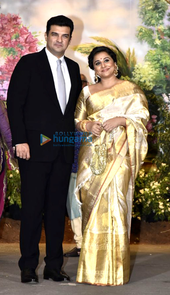 celebs grace sonam kapoor and anand ahujas wedding reception 2 3