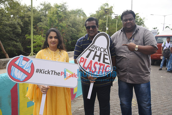 celebs grace at bhamla foundations at beatplasticpollution campaign 4