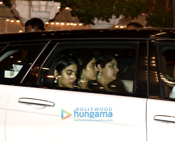 celebs snapped at sonam kapoors house 14