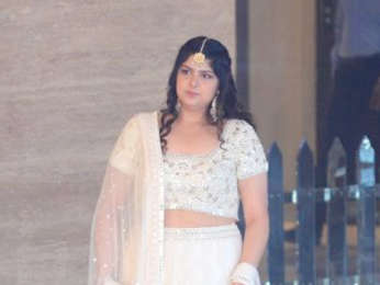 Celebs snapped arriving for Sonam Kapoor's mehendi at Signature Island in BKC