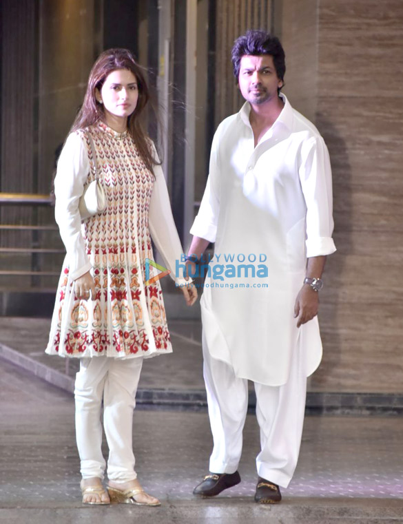 clebs snapped arriving for sonam kapoors mehendi at signature island in bkc 11 1