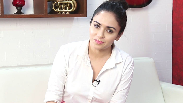 Danced in an elevator? Accepted a shitty script? Amruta Khanvilkar reveals all her crazy secrets… Danced in an elevator? Accepted a shitty script? Amruta Khanvilkar reveals all her crazy secrets…