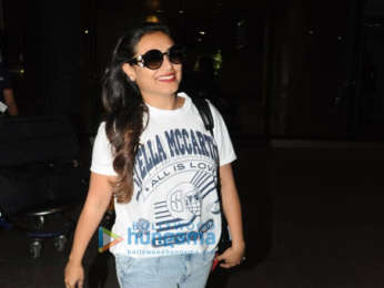 Hema Malini, Esha Deol, Shahid Kapoor and Sophie Choudry snapped at the airport