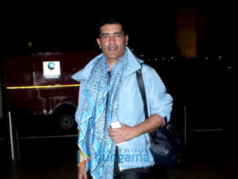 Kangana Ranaut, Suniel Shetty, Shruti Haasan, and Manish Malhotra snapped at the airport
