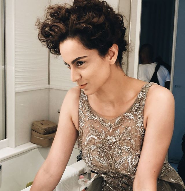 Kangana flaunts a faux bob and nude makeup