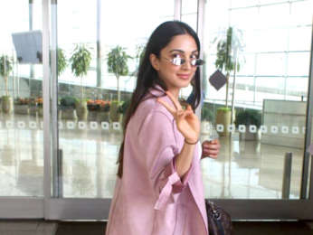 Karan Johar, Dharmendra and others snapped at the airport