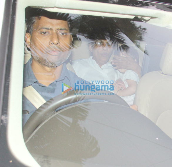 karan johars son yash johar snapped in bandra 3
